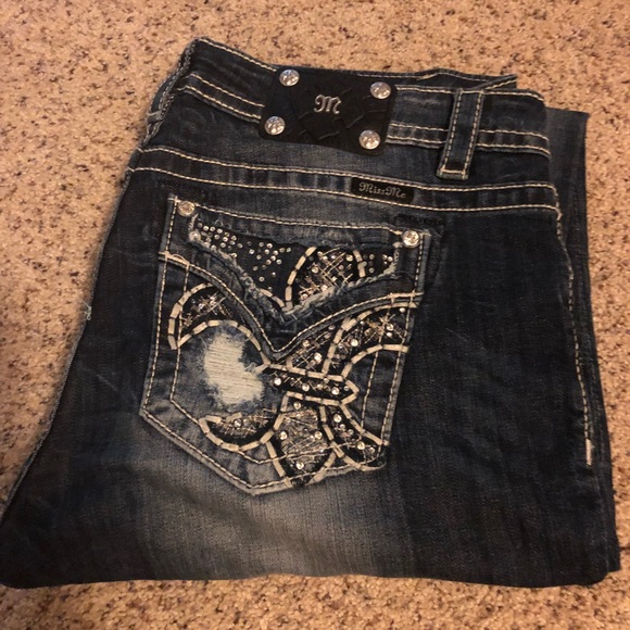 Miss Me Denim - Miss Me Mid rise easy fit size 32